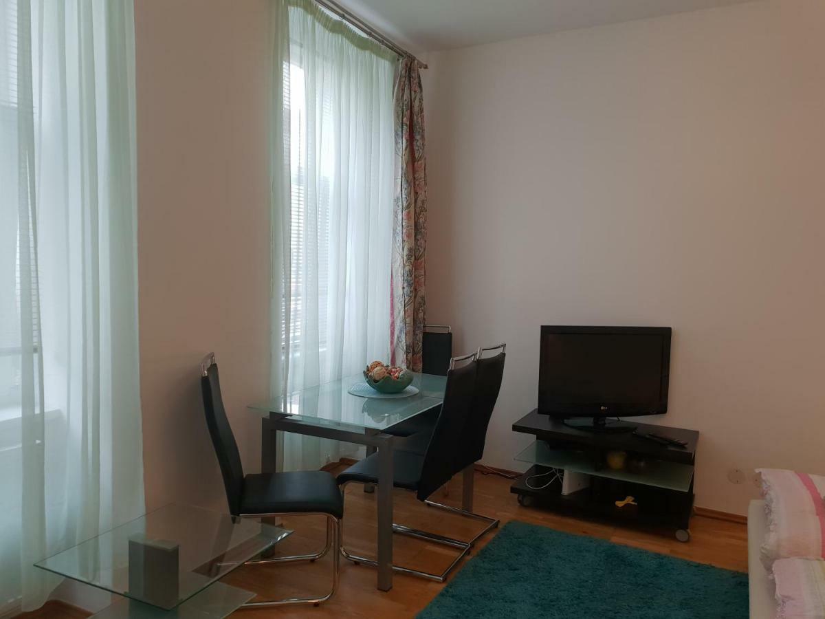 Nina Apartment Vienna Exterior photo